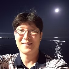 Prof. Tae Seok Moon (JCVI, SynBYSS Chair & EBRC Council)